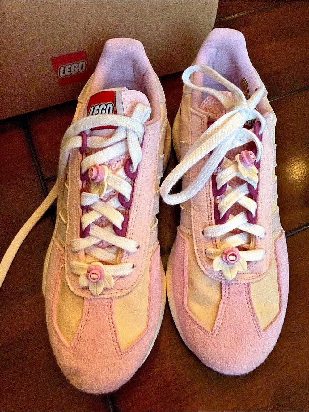 adidas Retropy E5 W Pink & White US 9